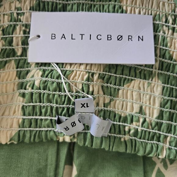 NEW Baltic Born Aita Maxi Dress Tiered Ruffle Summer Green Floral Women 1X - Picture 11 of 13